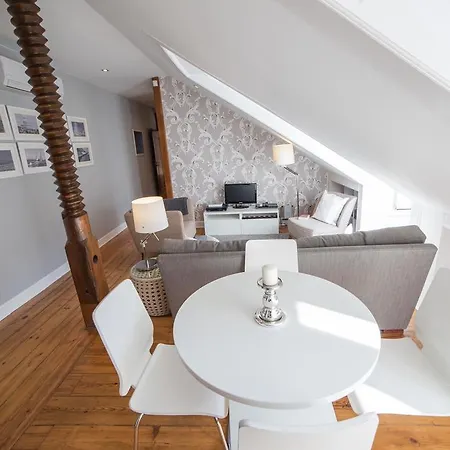 Flh Chiado Terrace Flat Апартаменты Лиссабон